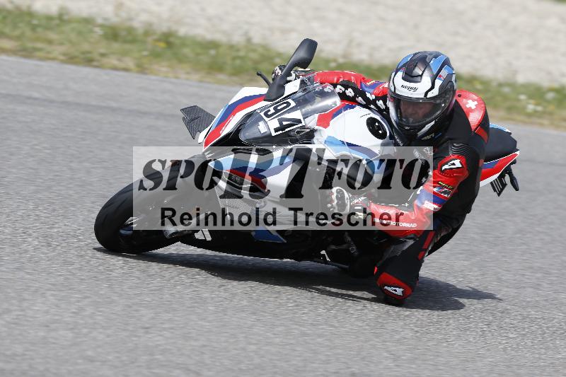 /10 20.04.2026  Pluess Moto Sport ADR/Freies Fahren/94